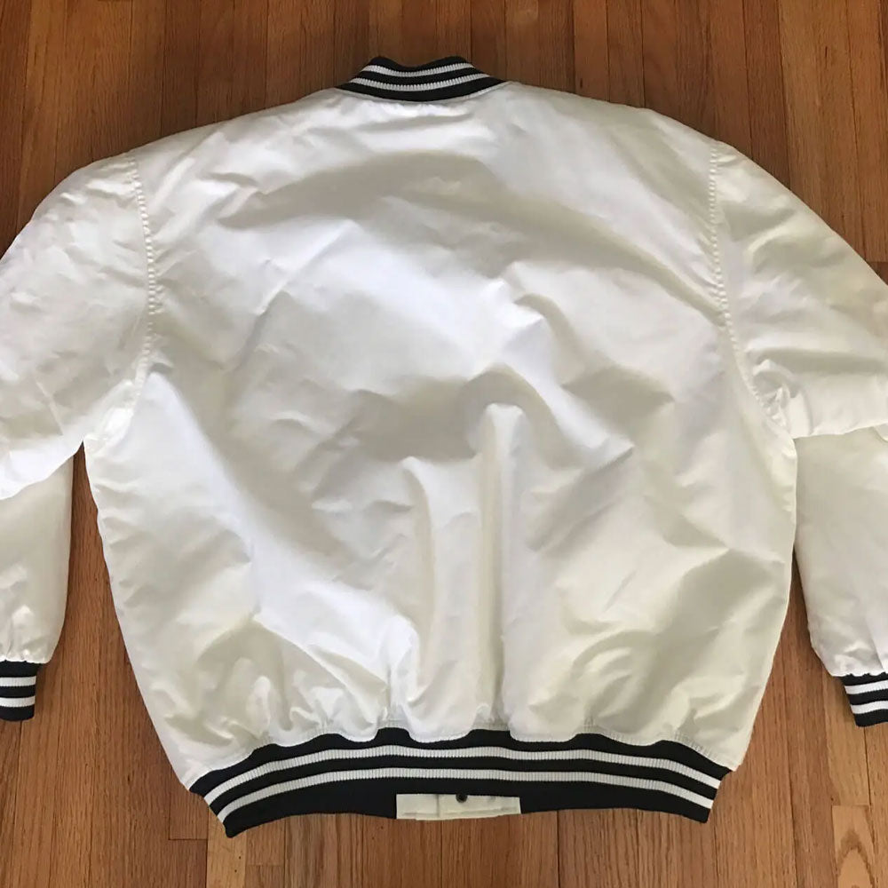 new-york-yankees-90s-white-satin-jacket