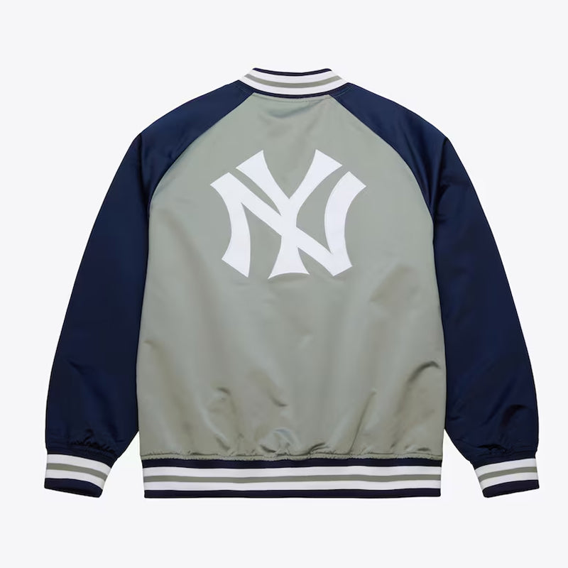 ny-yankees-vintage-logo-double-clutch-lightweight-gray-satin-jacket